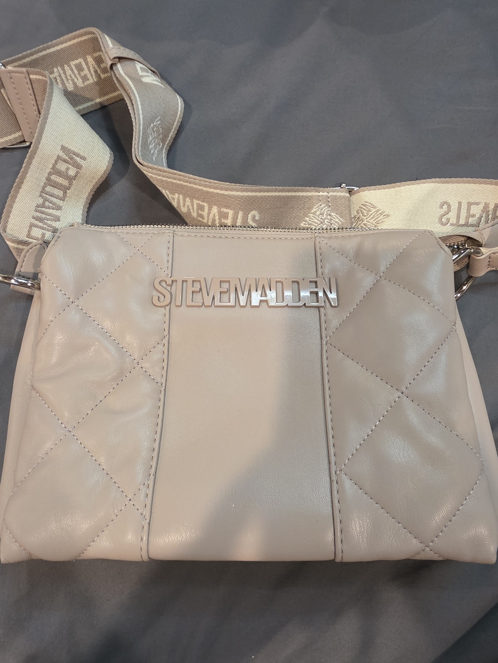 Steve Madden Quilted Crossbody Bag in Light Beige